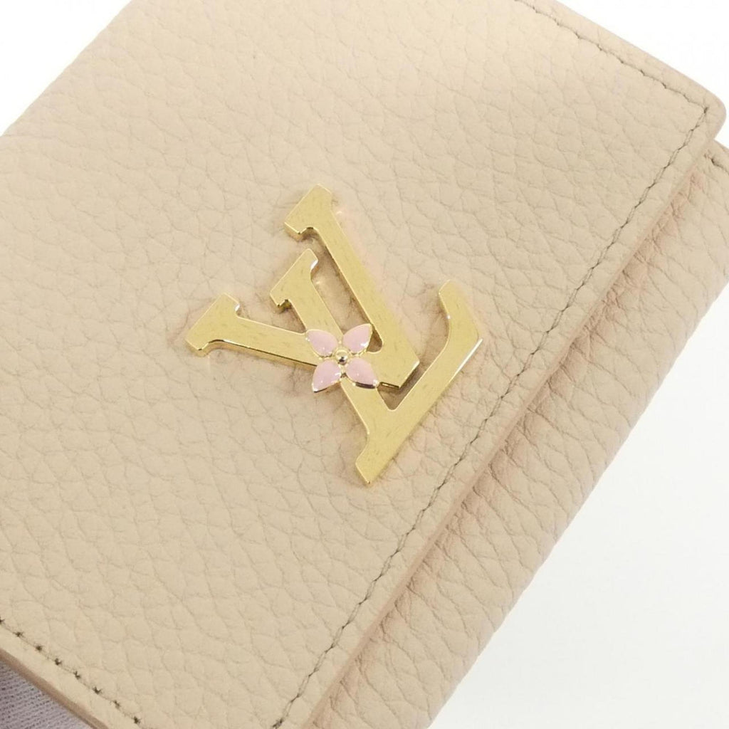 Louis Vuitton Sand Leather Wallet (Bi-Fold) (Pre-Owned)