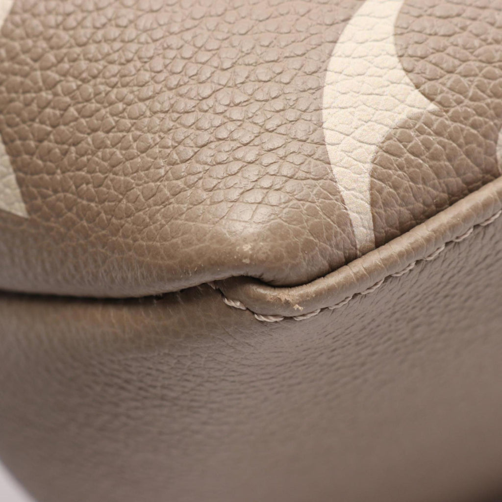 Louis Vuitton Beige Tourterelle Monogram Empreinte Handbag (Pre-Owned)