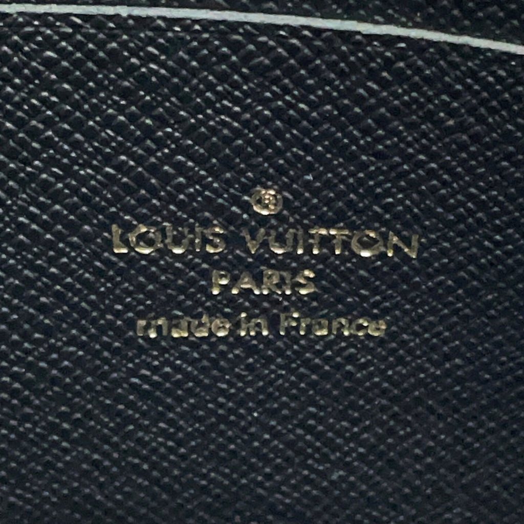 Louis Vuitton Noir Monogram Pochette Shoulder Bag (Pre-Owned)