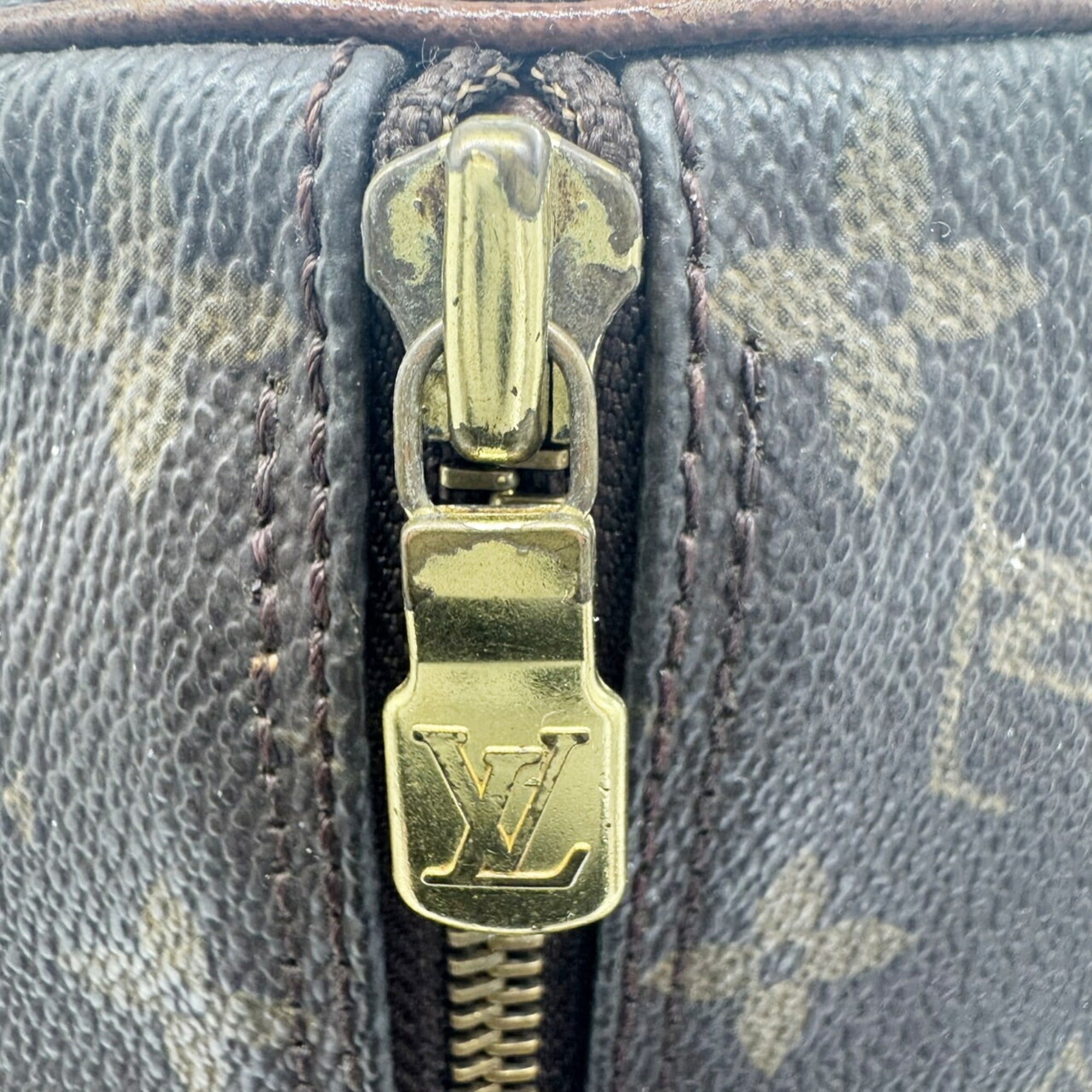 Louis Vuitton Brown Monogram Monogram Handbag (Pre-Owned)