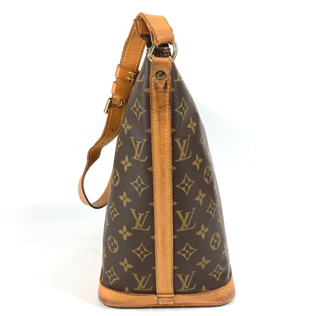 Louis Vuitton Brown Monogram Monogram Shoulder Bag (Pre-Owned)