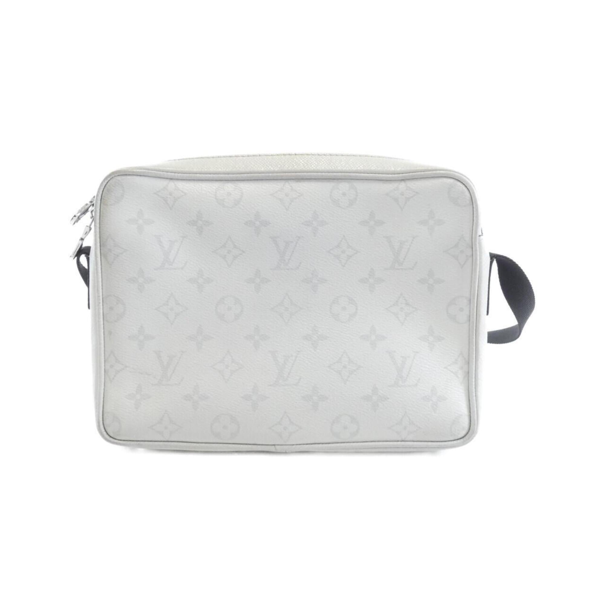 Outdoor Messenger Bag Monogram Taigarama
