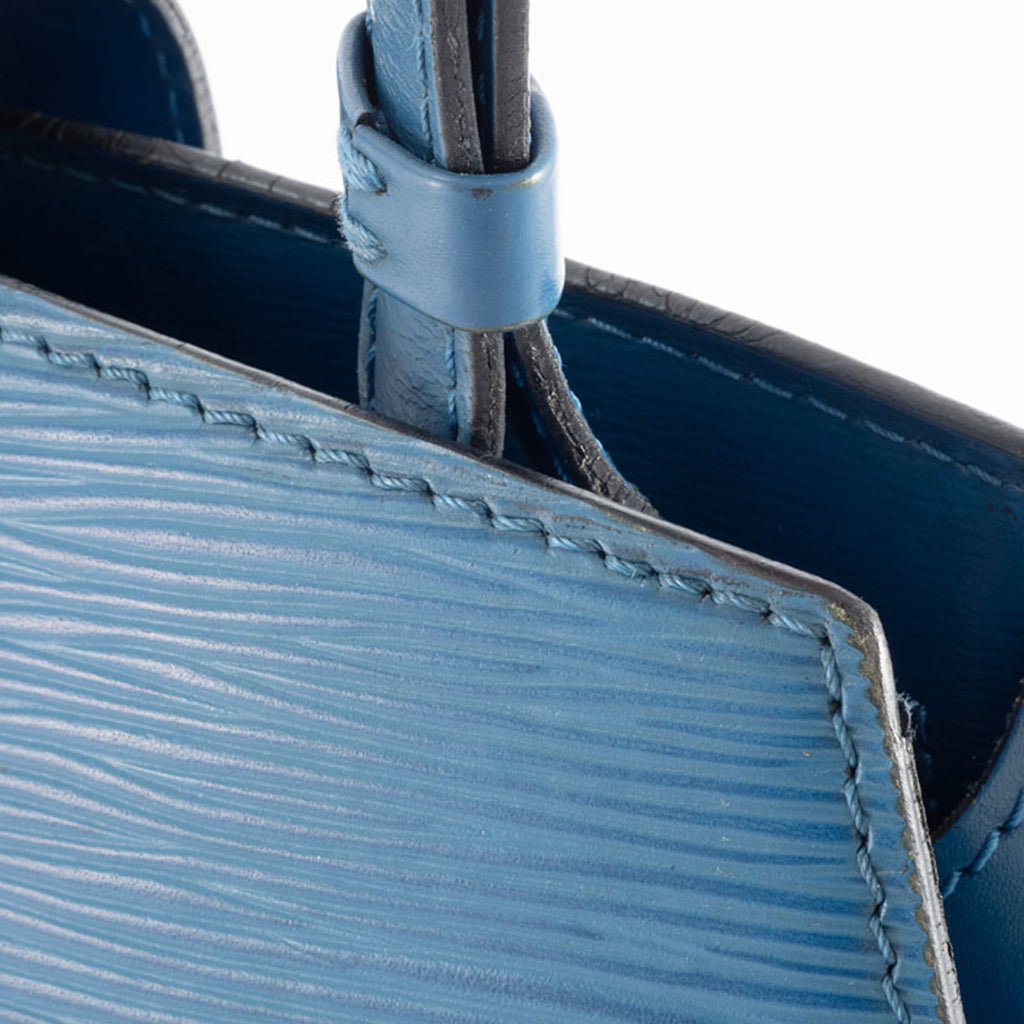 Louis Vuitton Epi Toledo Blue Epi Leather Shoulder Bag (Pre-Owned)
