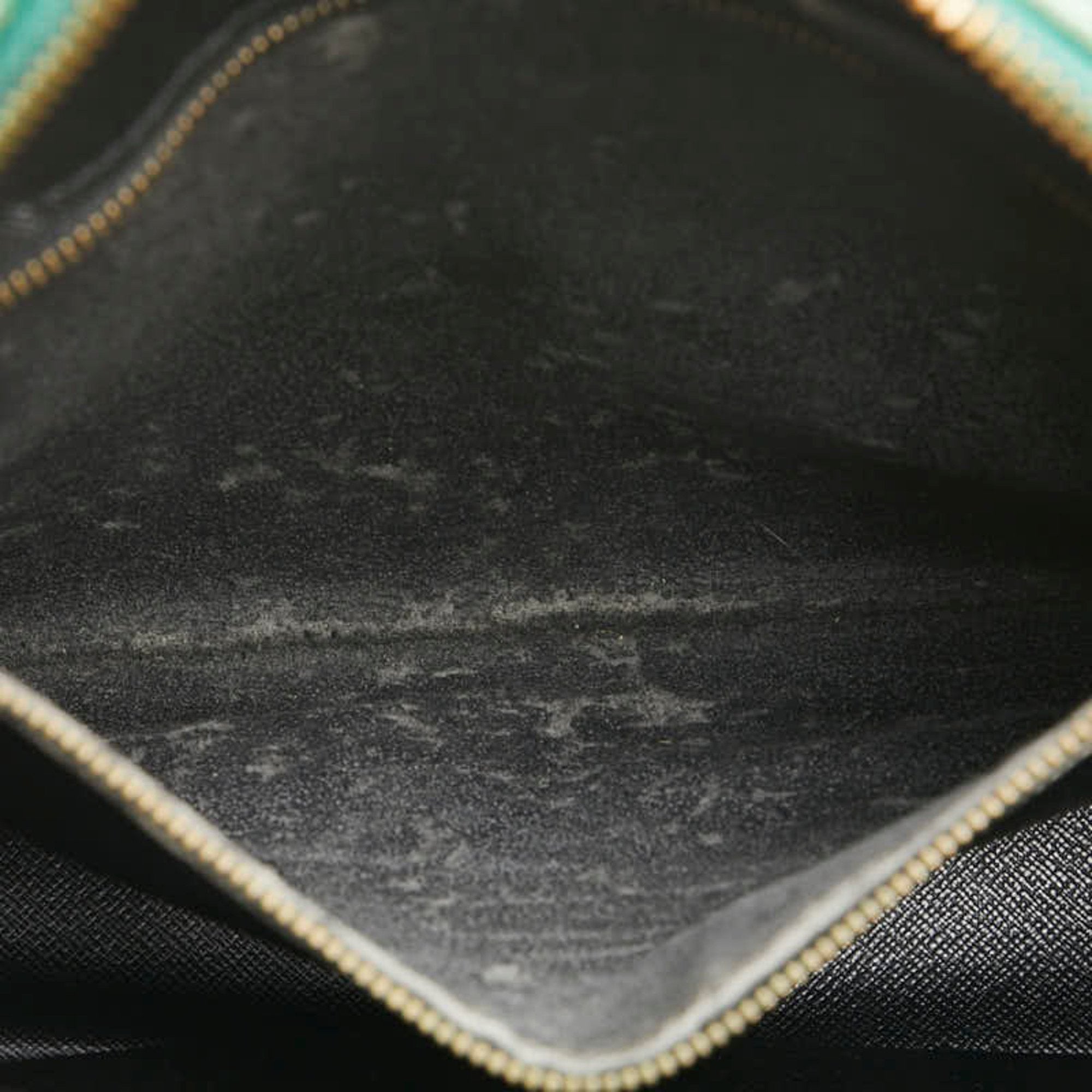 Louis Vuitton Borneo Green Leather Shoulder Bag (Pre-Owned)