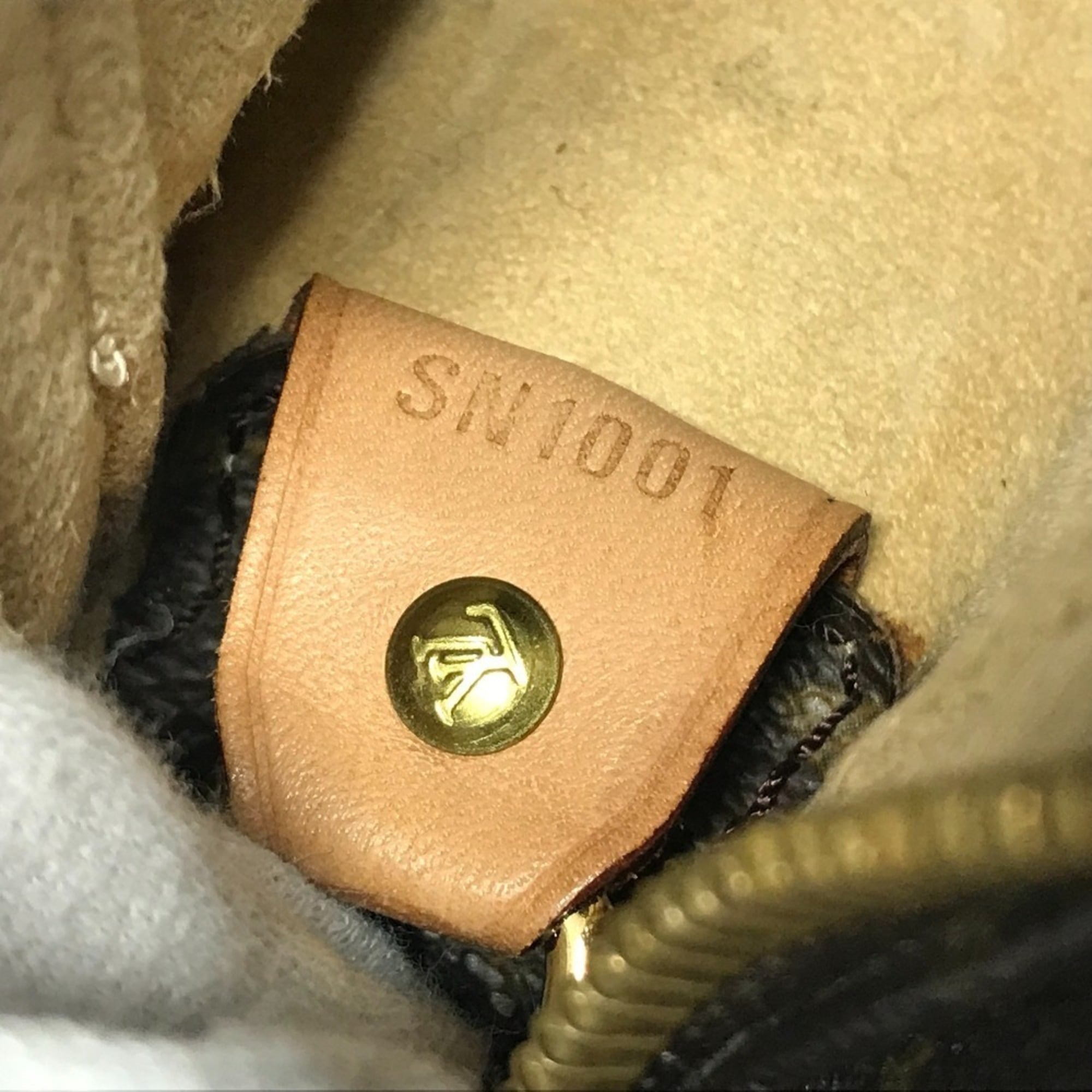 Louis Vuitton Monogram Brown Monogram Shoulder Bag (Pre-Owned)