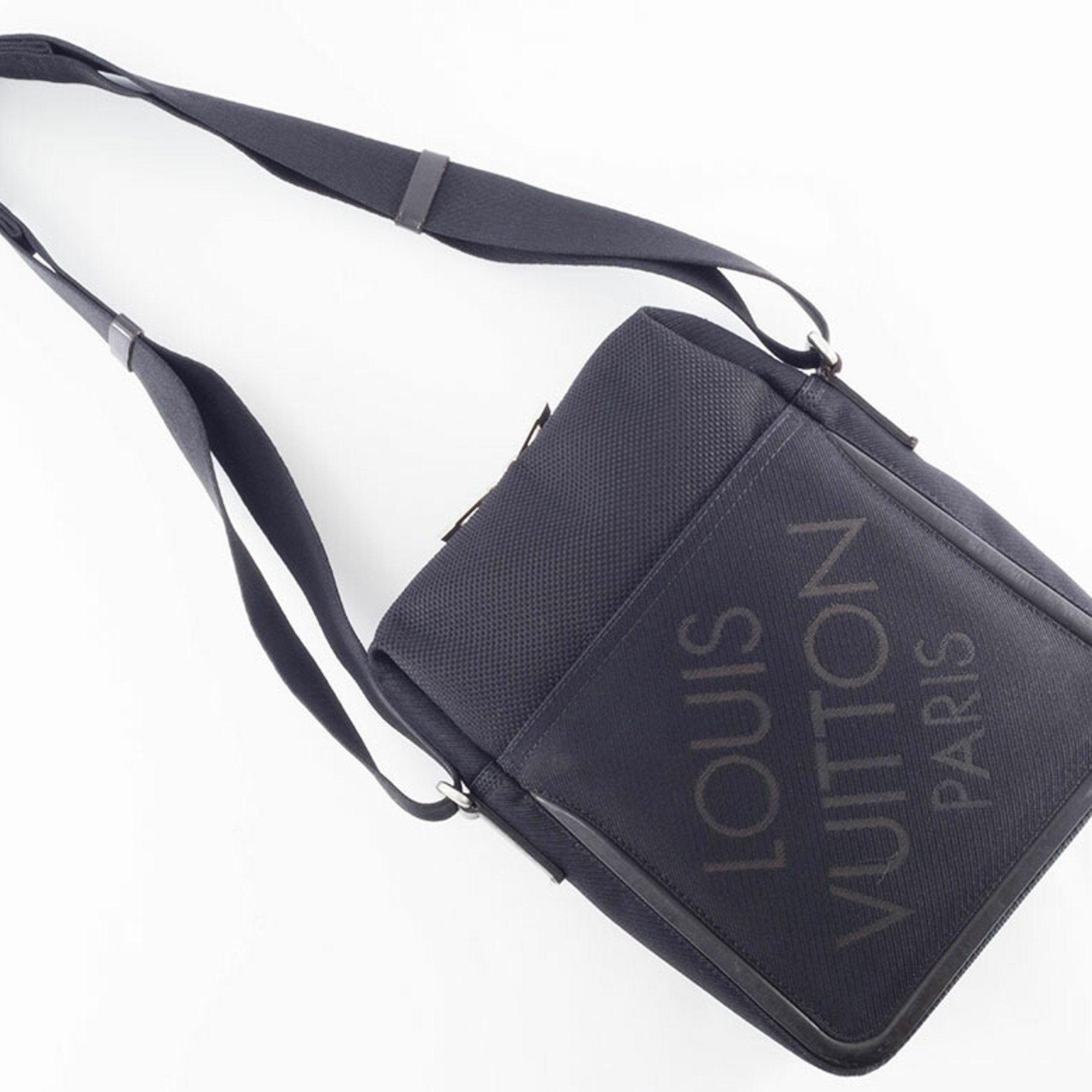 Louis Vuitton Black Noir Damier Geant Shoulder Bag (Pre-Owned)