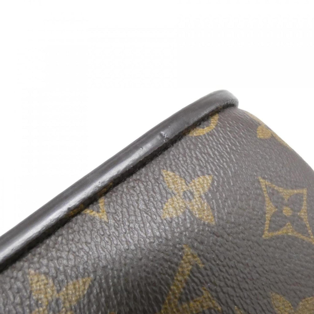 Louis Vuitton Marron Coated Canvas Shoulder Bag (Pre-Owned)