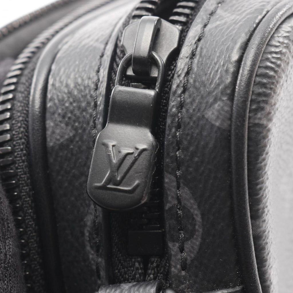 Louis Vuitton Black Coated Canvas Shoulder Bag (Pre-Owned)