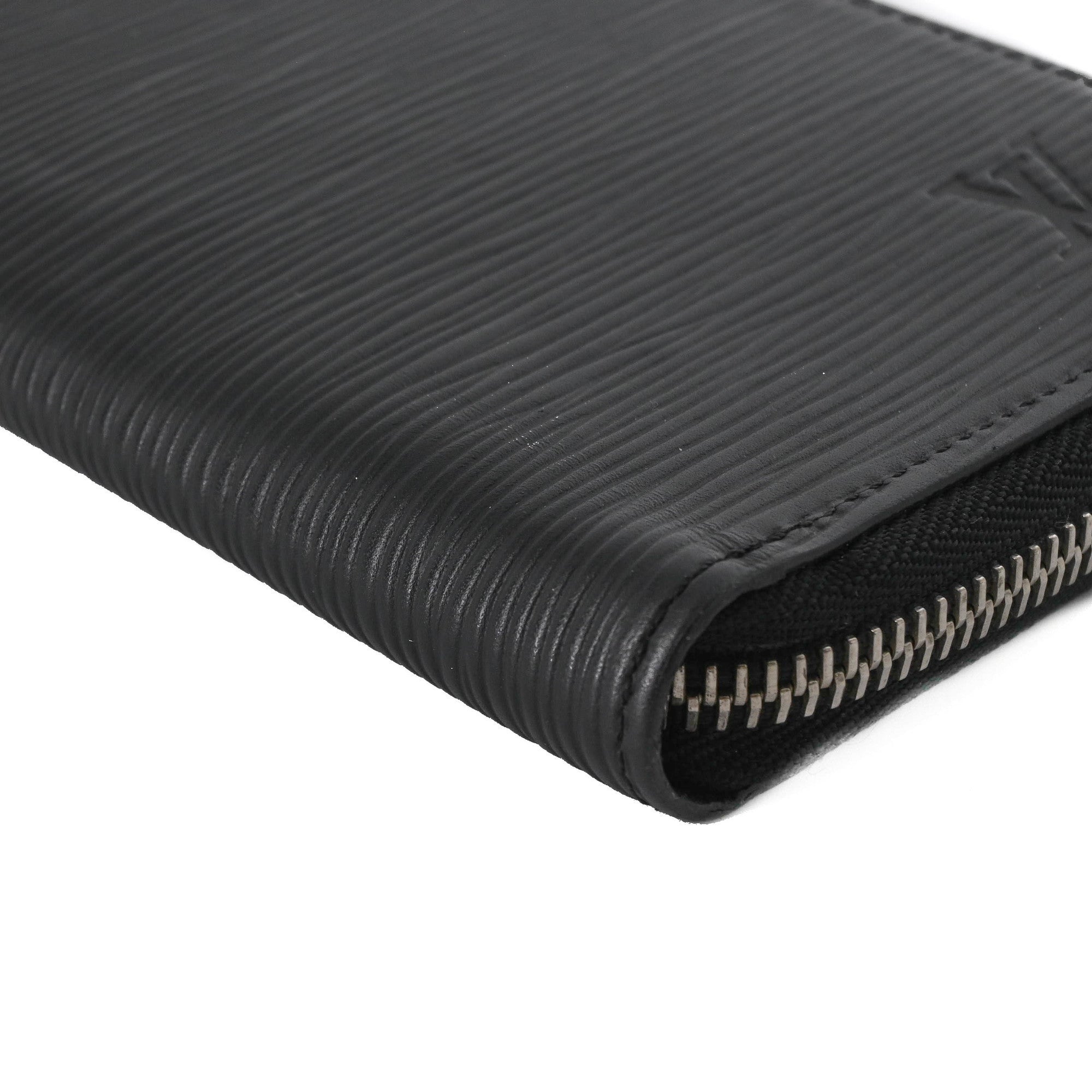 Louis Vuitton Epi Noir Epi Leather Long Wallet (Bi-Fold) (Pre-Owned)