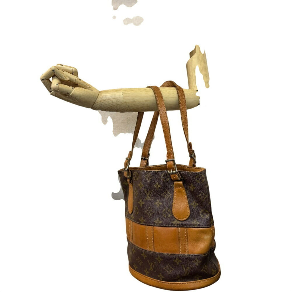 Louis Vuitton Brown Leather Shoulder Bag (Pre-Owned)