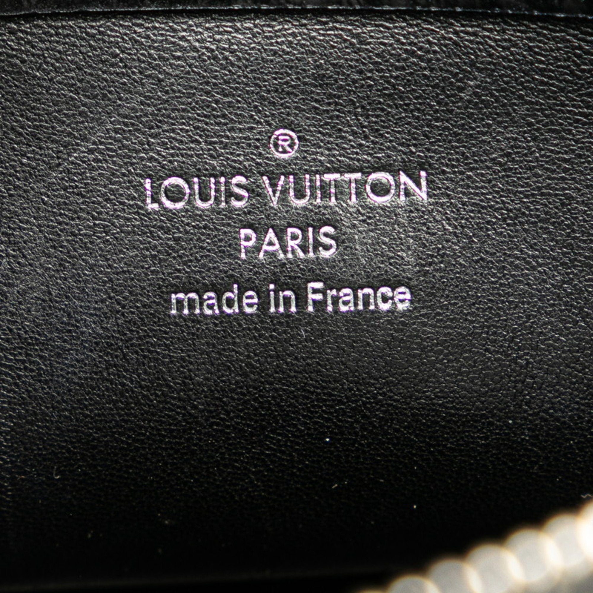Louis Vuitton Black Noir Patent Leather Handbag (Pre-Owned)