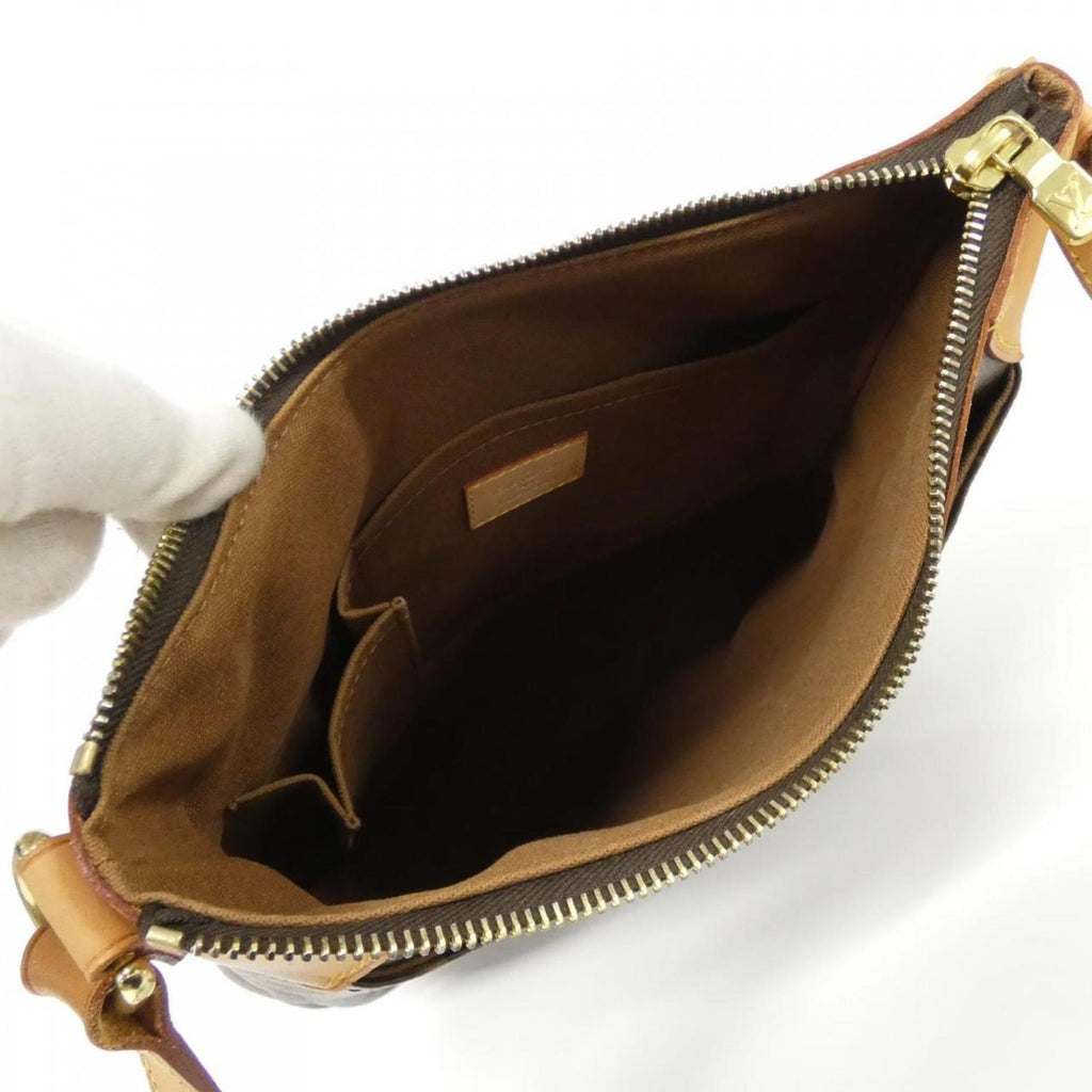 Louis Vuitton Marron Coated Canvas Shoulder Bag (Pre-Owned)