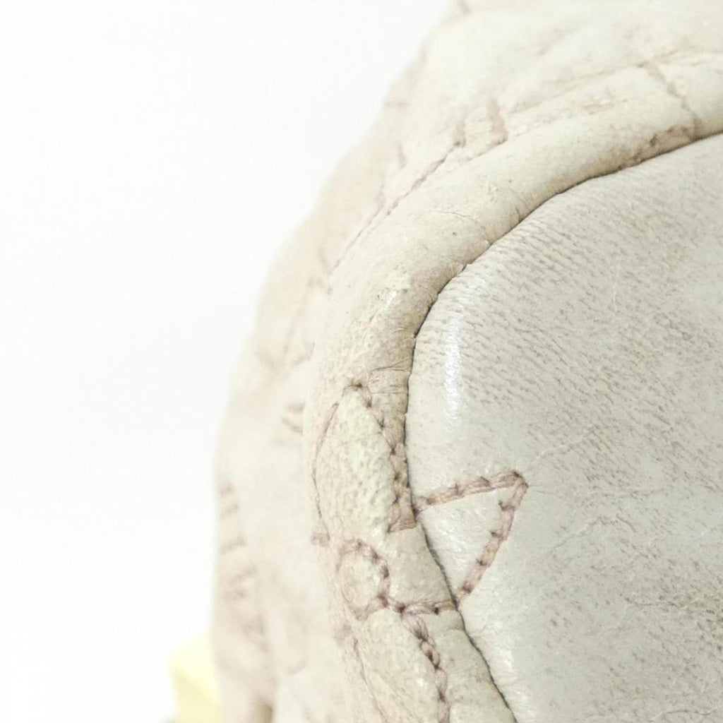 Louis Vuitton Beige Leather Shoulder Bag (Pre-Owned)