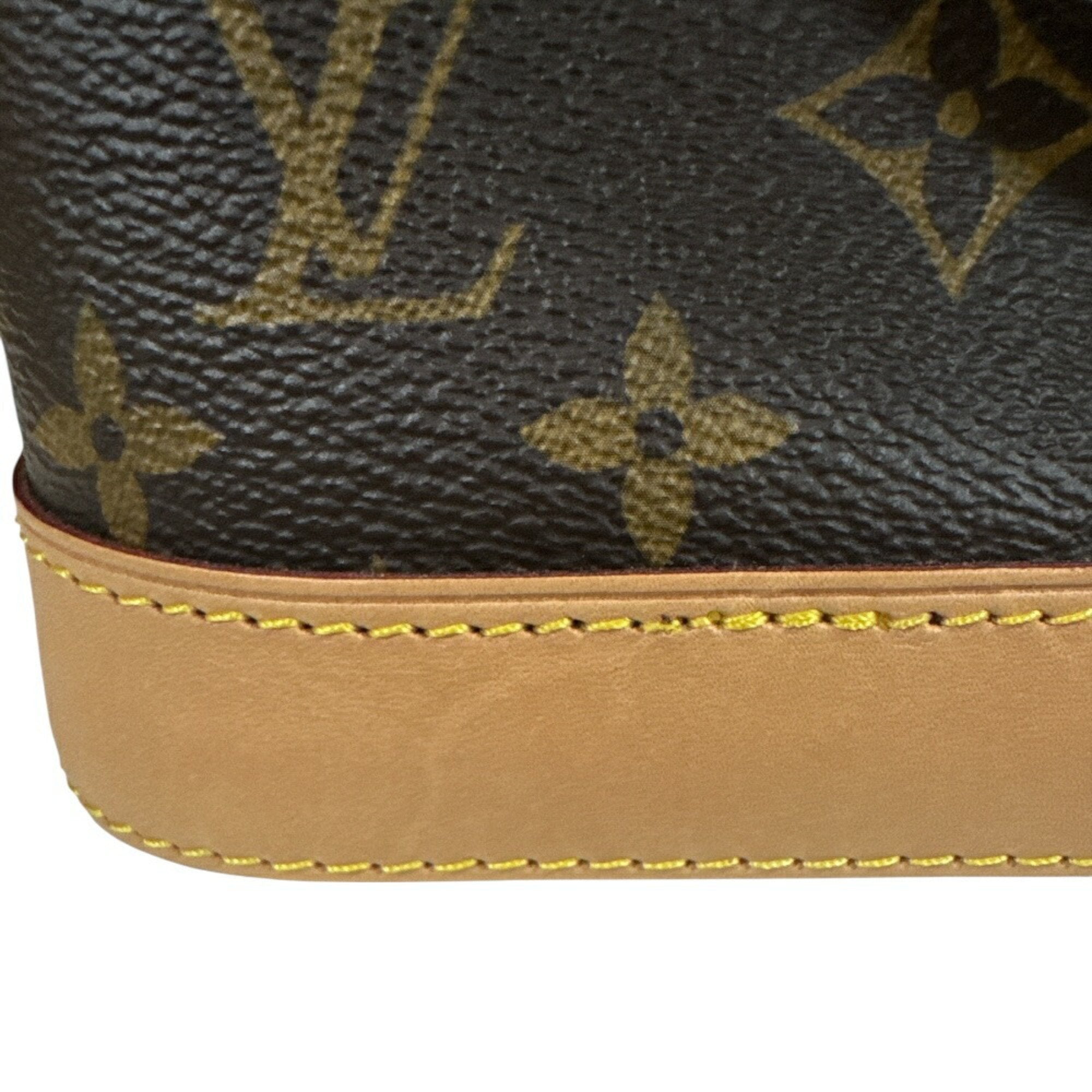 Louis Vuitton Brown Monogram Canvas Shoulder Bag (Pre-Owned)