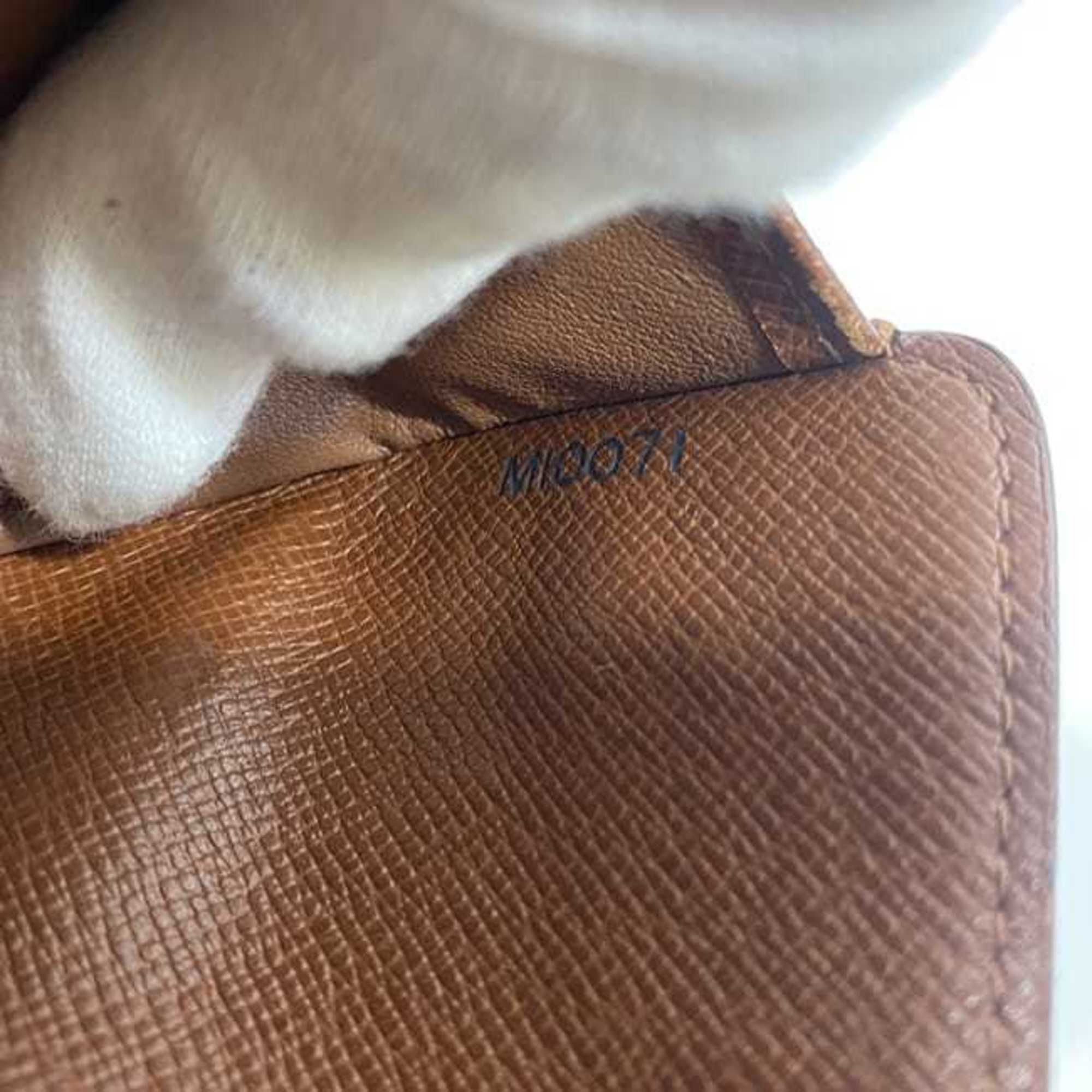 Louis Vuitton Brown Monogram Wallet (Bi-Fold) (Pre-Owned)