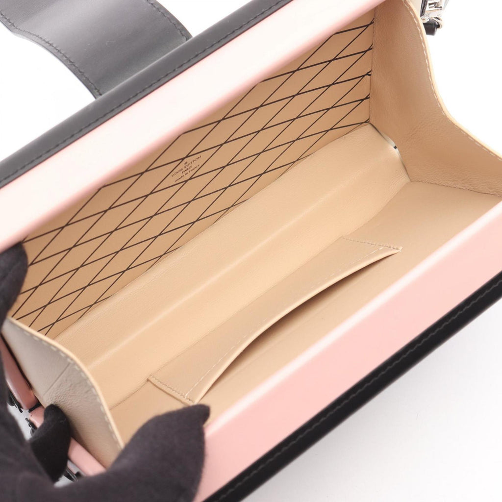 Louis Vuitton Multi-Color Pink Leather Shoulder Bag (Pre-Owned)