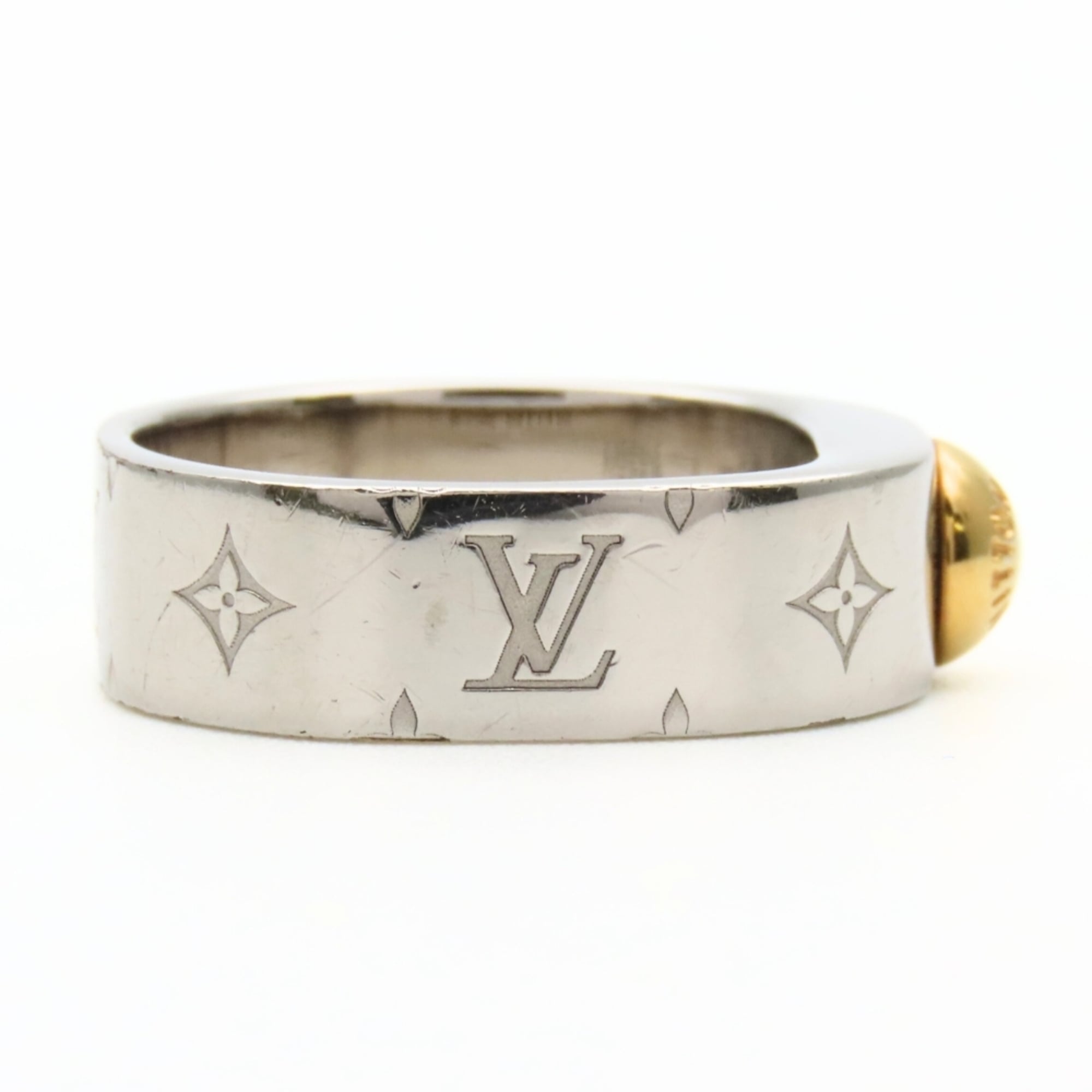 Louis Vuitton Silver Metal Band Ring (Pre-Owned)