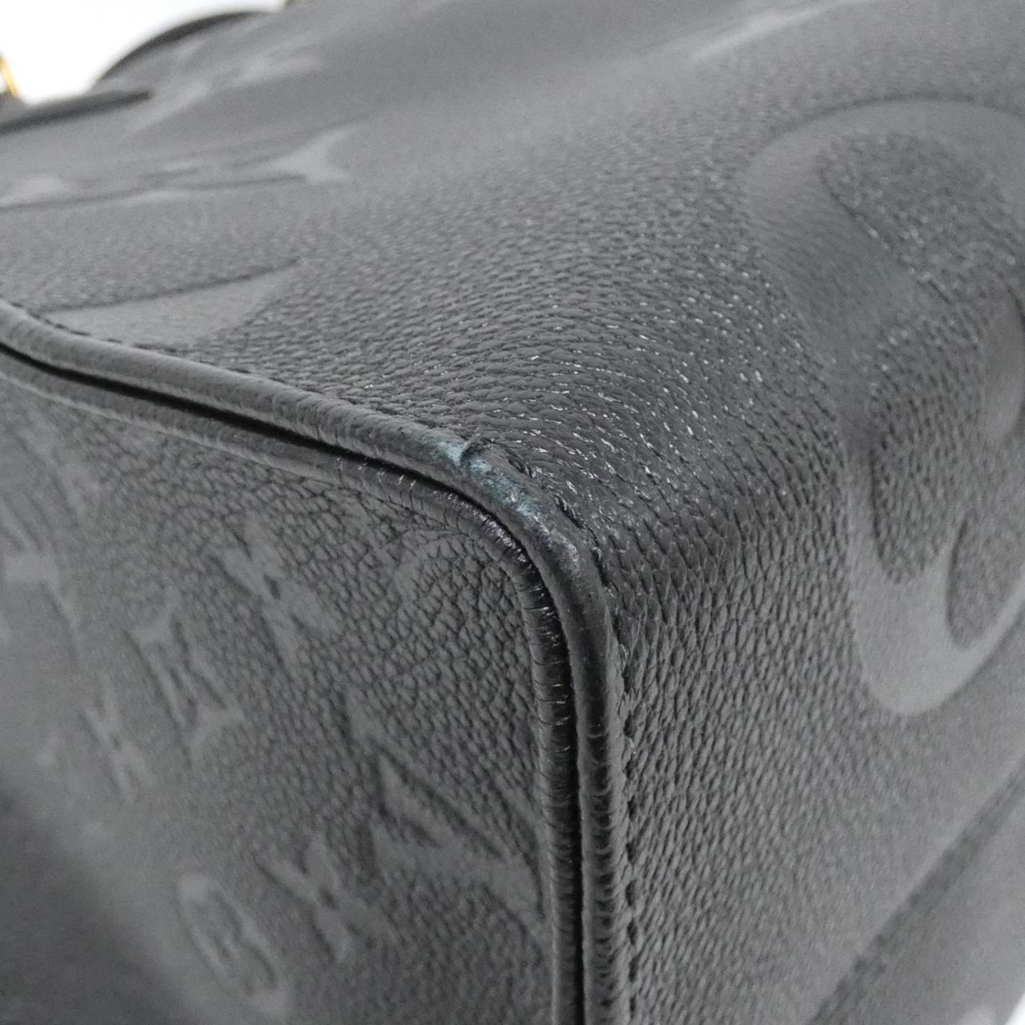 Louis Vuitton Black Leather Handbag (Pre-Owned)
