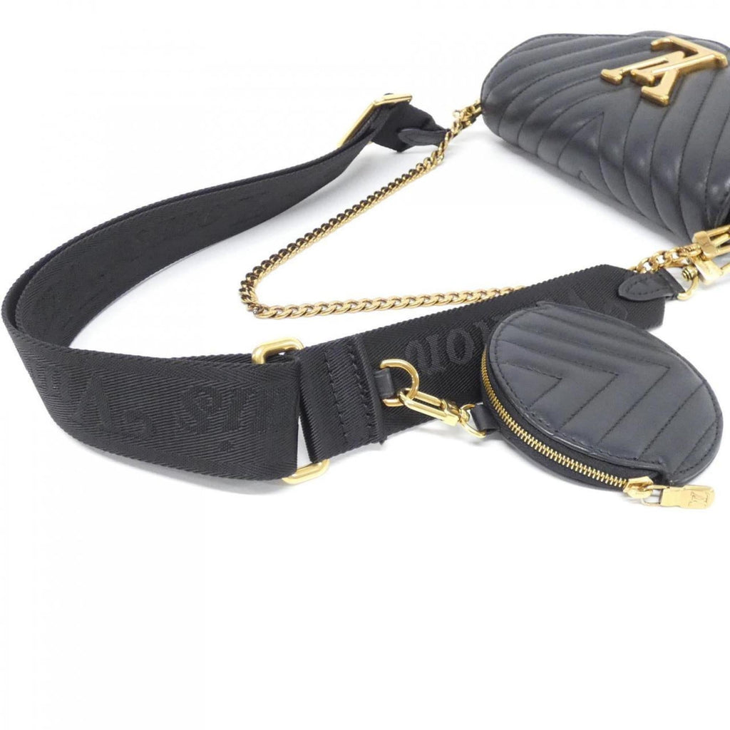 Louis Vuitton Black Leather Pochette Shoulder Bag (Pre-Owned)