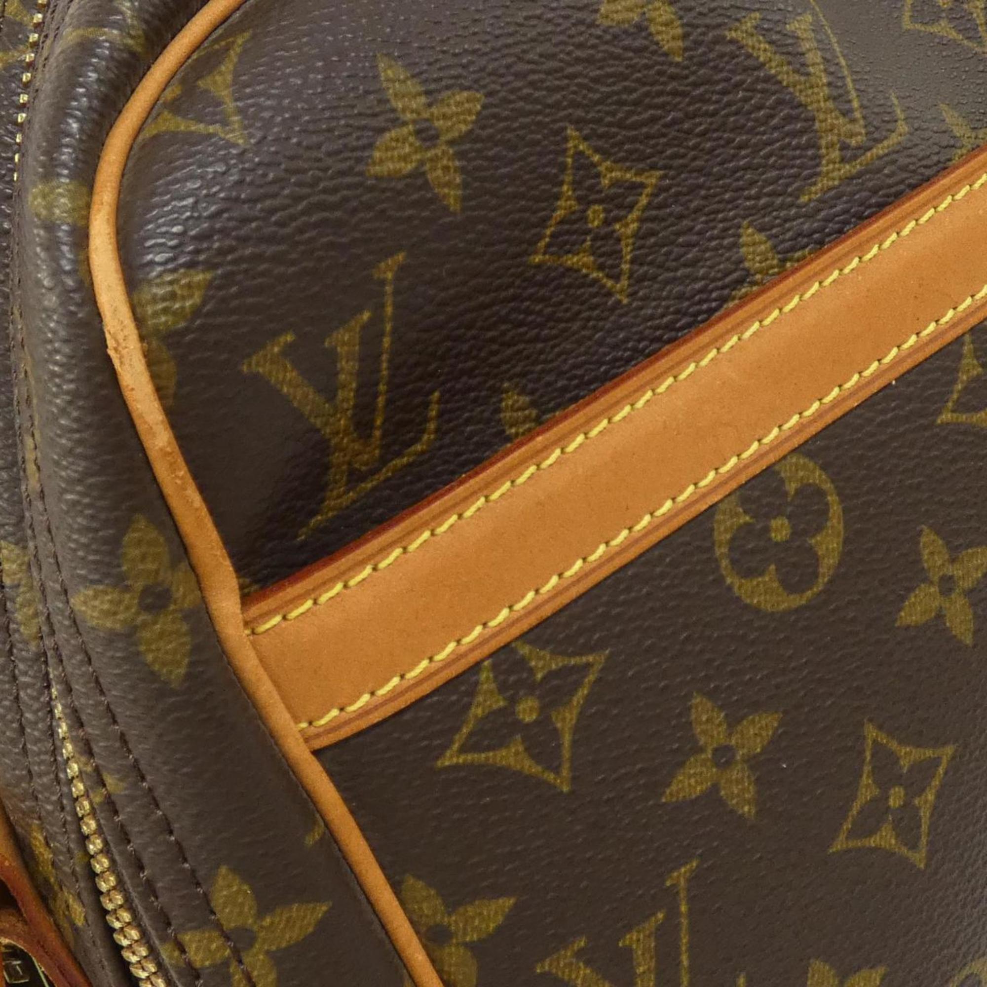 Louis Vuitton Marron Coated Canvas Shoulder Bag (Pre-Owned)