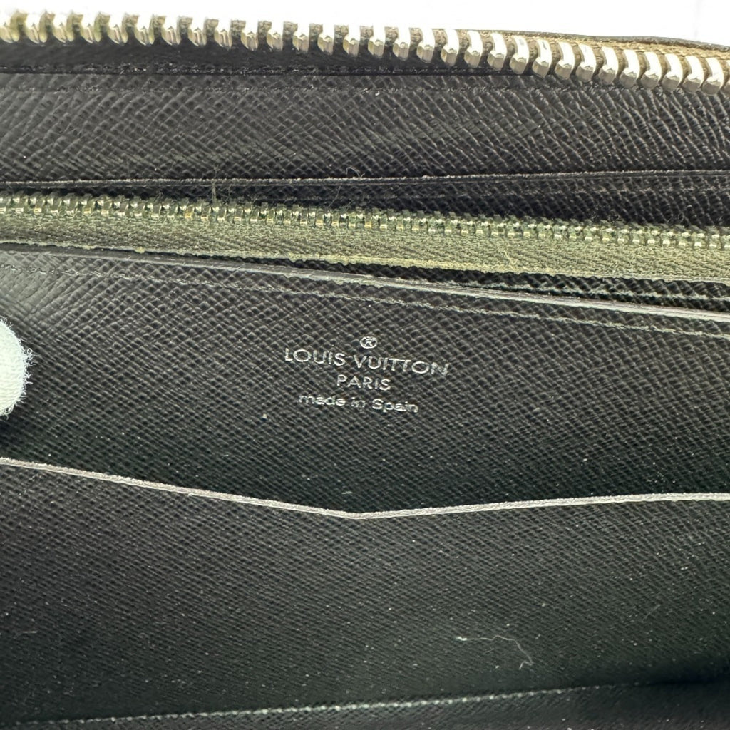 Louis Vuitton Brown Leather Long Wallet (Bi-Fold) (Pre-Owned)