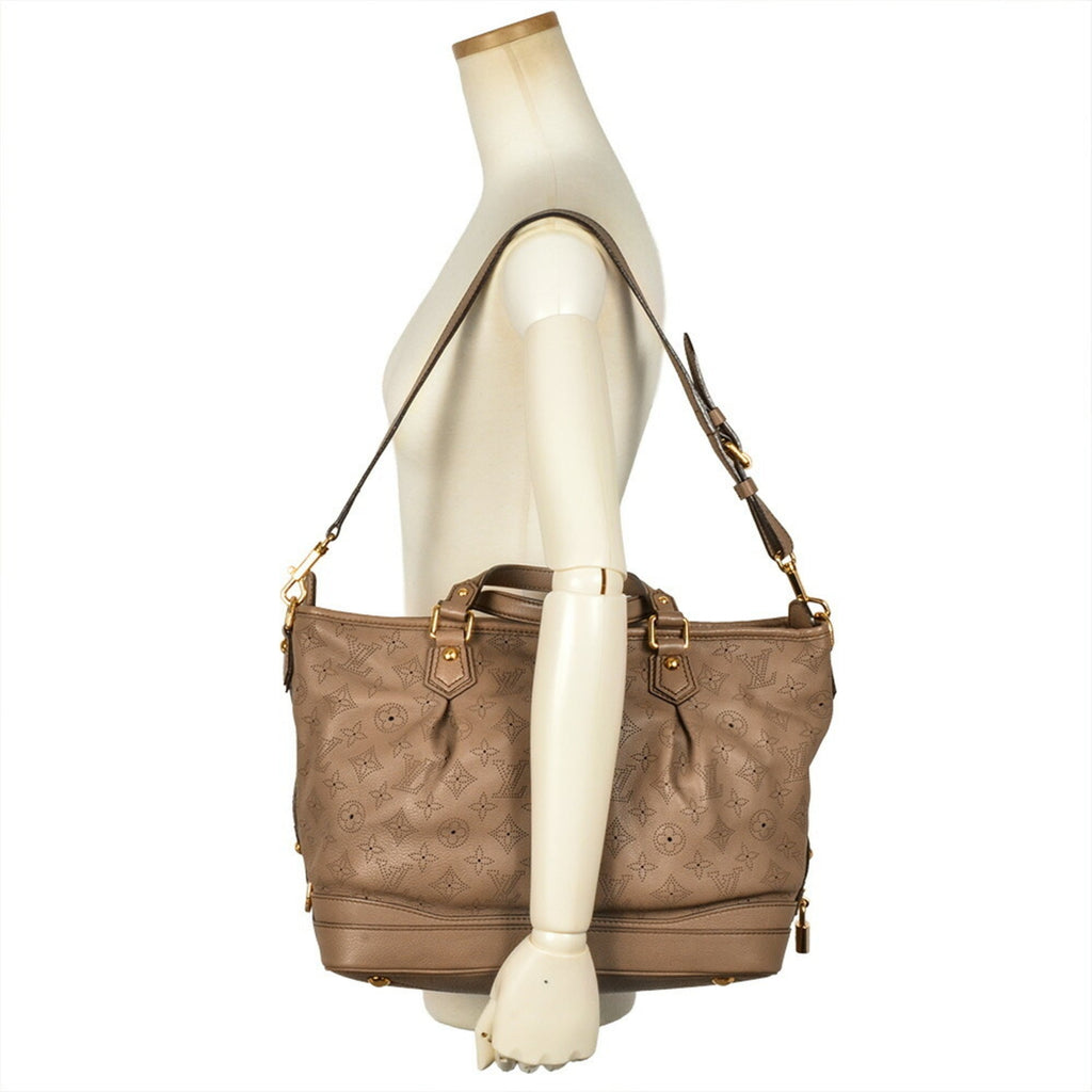 Louis Vuitton Beige Beige Poodle Monogram Mahina Leather Tote Bag (Pre-Owned)