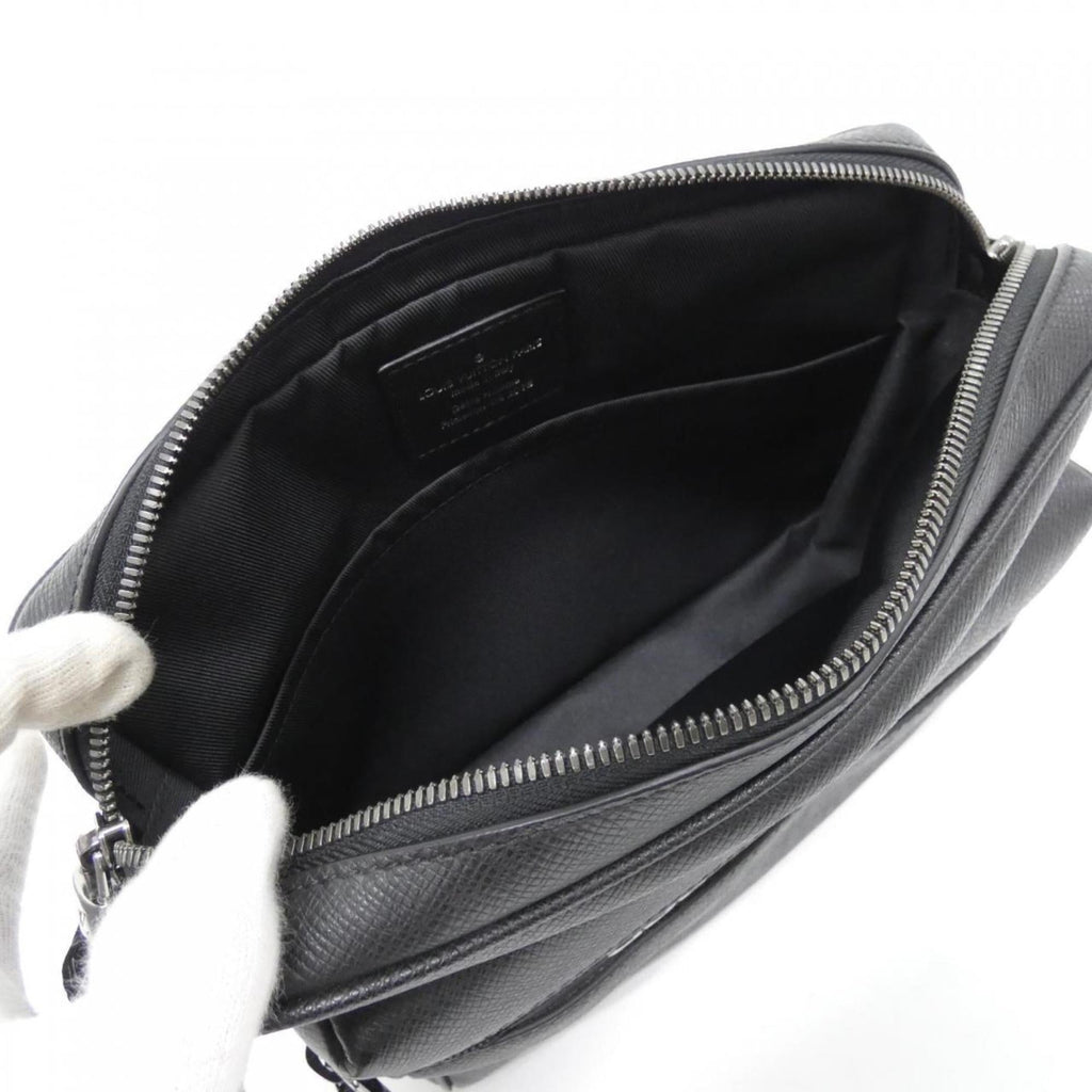 Louis Vuitton Black Leather Shoulder Bag (Pre-Owned)