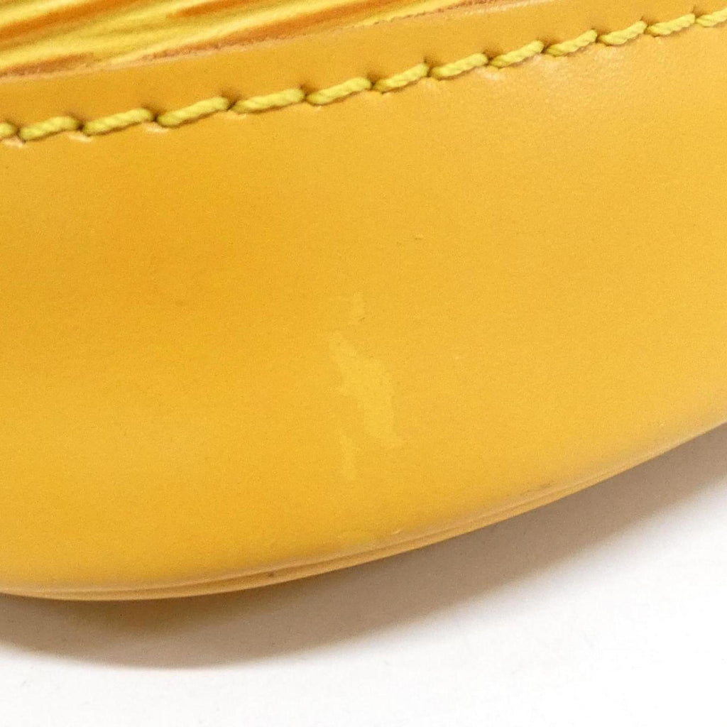 Louis Vuitton Yellow Leather Handbag (Pre-Owned)