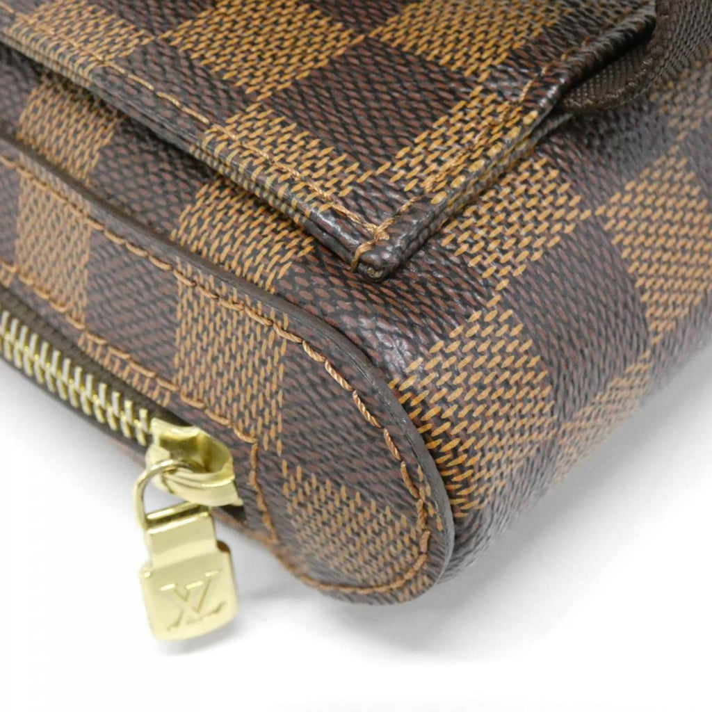 Louis Vuitton Brown Coated Canvas Shoulder Bag (Pre-Owned)