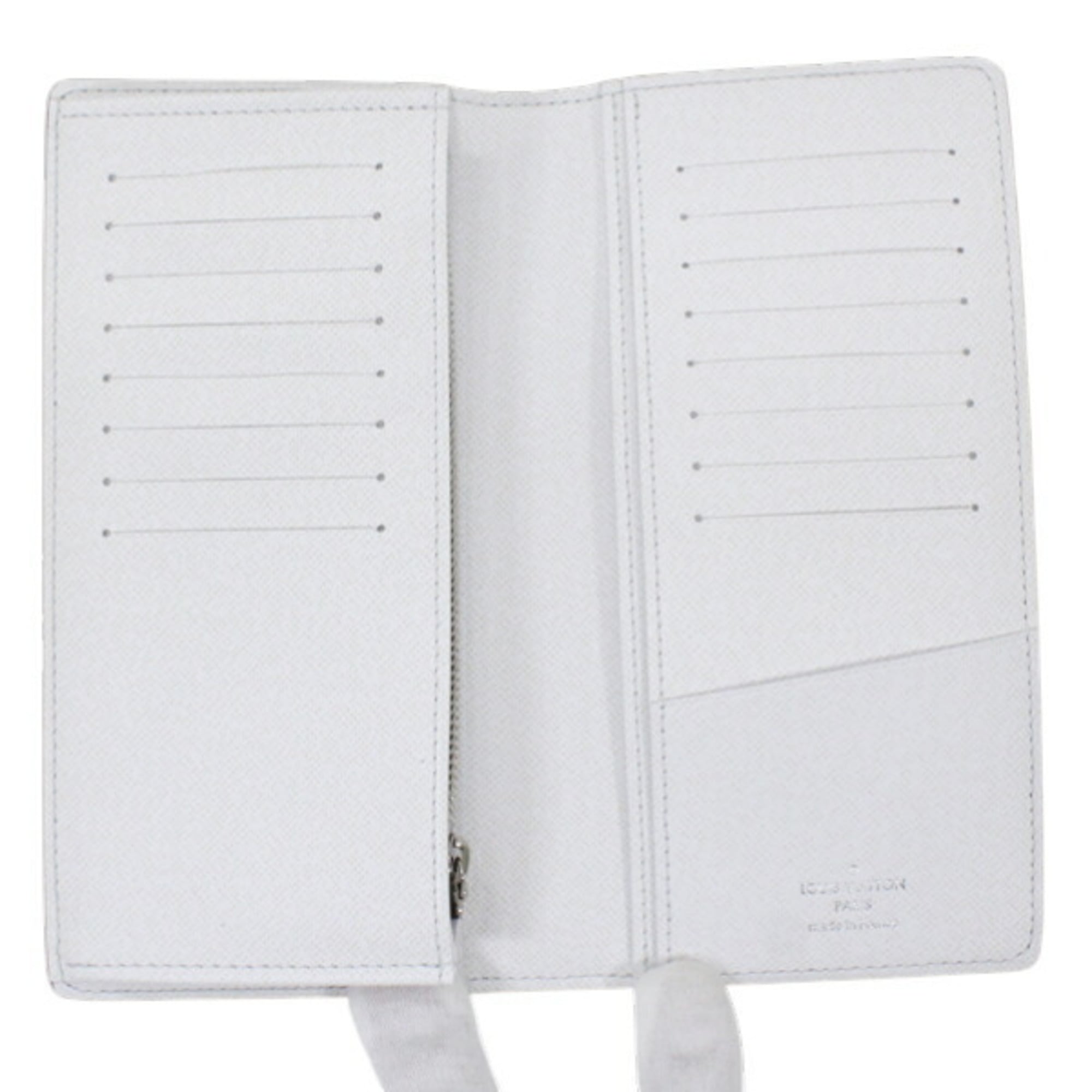 Louis Vuitton Taigarama Blanc White Taigarama Long Wallet (Bi-Fold) (Pre-Owned)