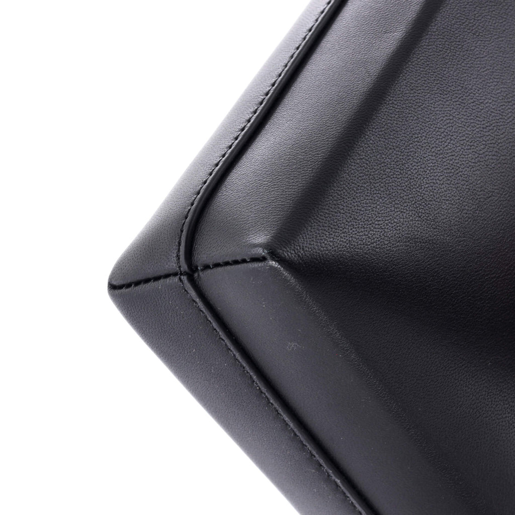 Block Pouch Shoulder Bag Printed Leather