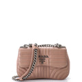 Curved Flap Chain Shoulder Bag Diagramme Quilted Leather Small