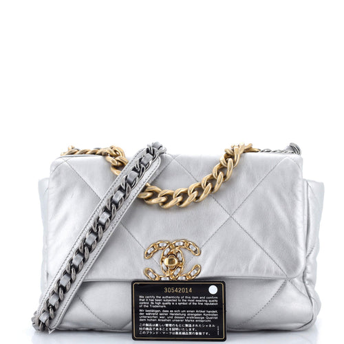19 Flap Bag Quilted Leather Medium