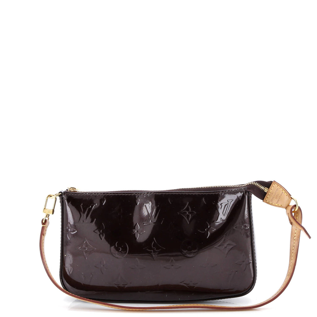Pochette Accessoires NM Monogram Vernis