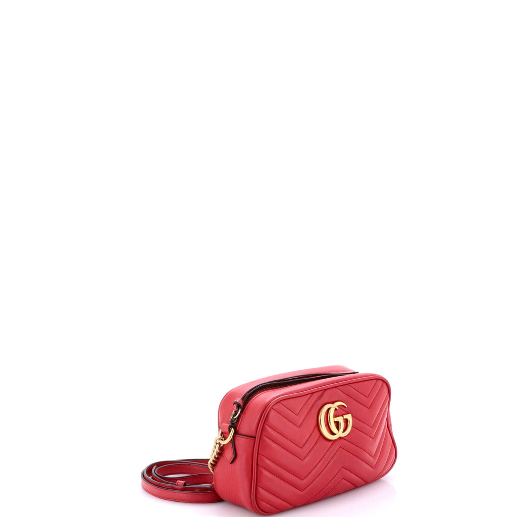 GG Marmont Shoulder Bag Matelasse Leather Small