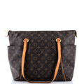 Totally Handbag Monogram Canvas MM