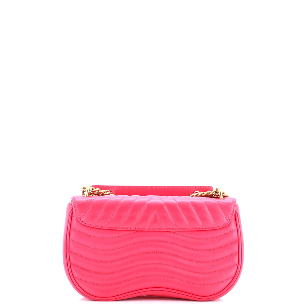 New Wave Chain Bag Quilted Leather MM