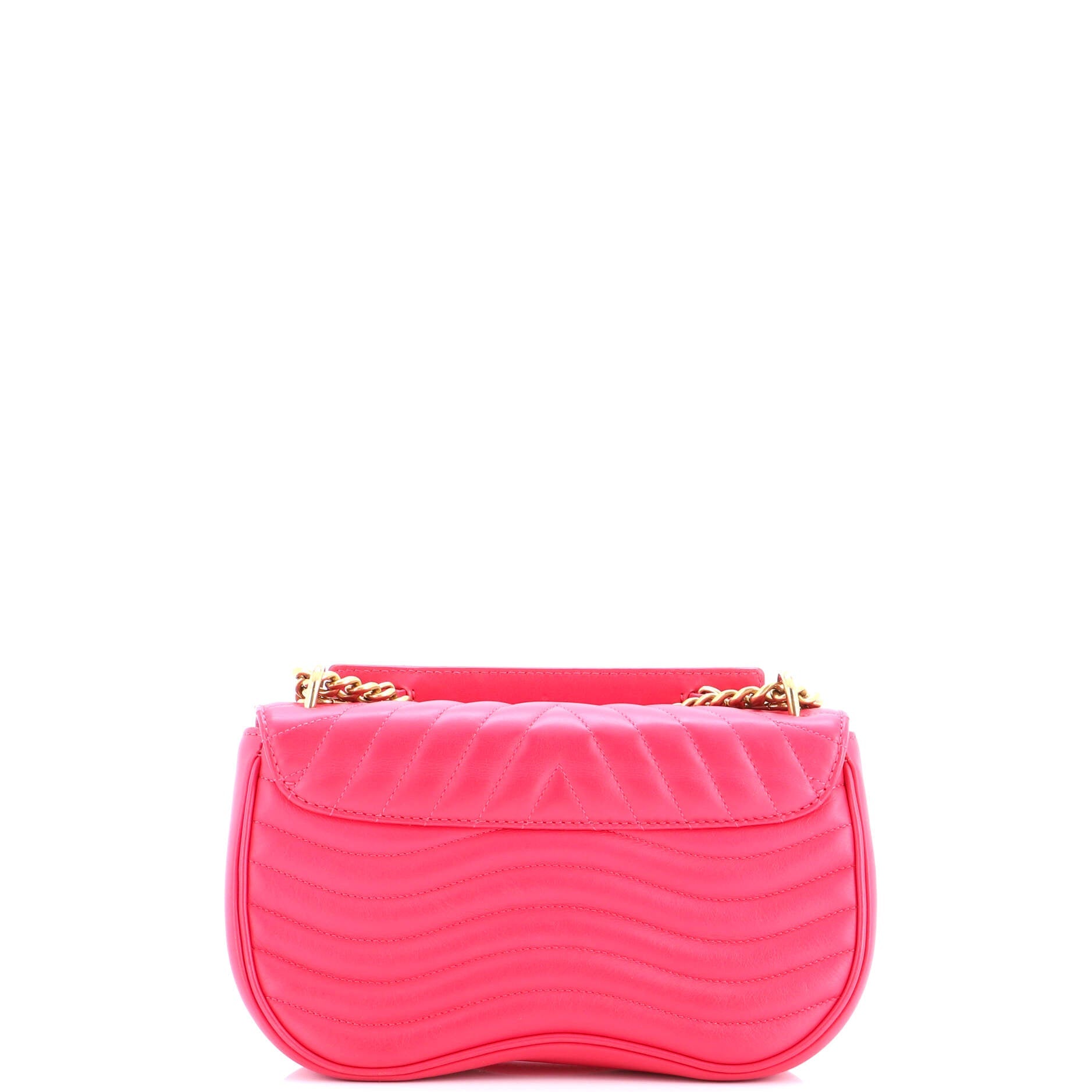 New Wave Chain Bag Quilted Leather MM