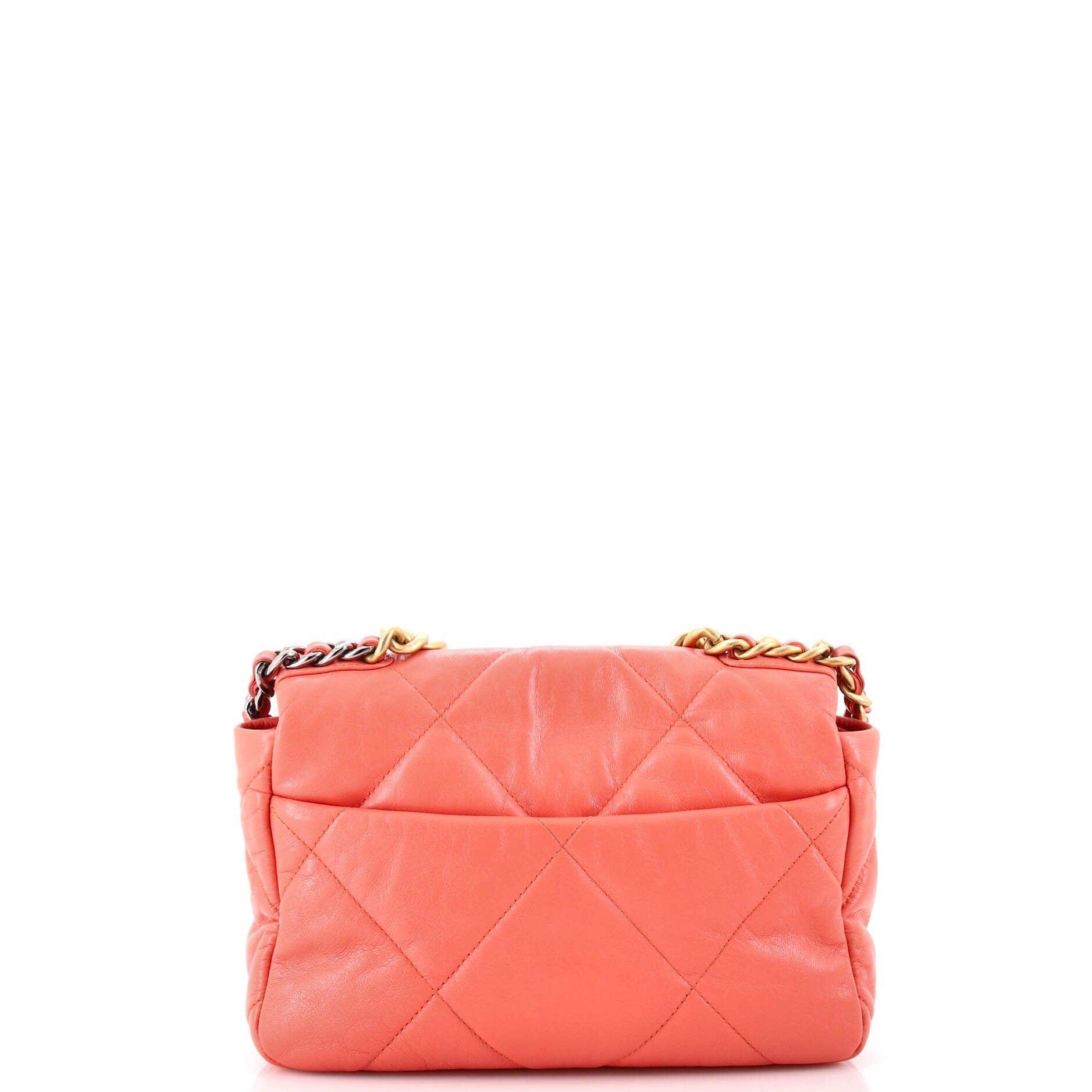 19 Flap Bag Quilted Leather Medium