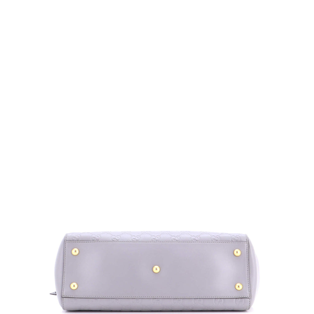 Soft Signature Shoulder Bag Guccissima Leather Medium