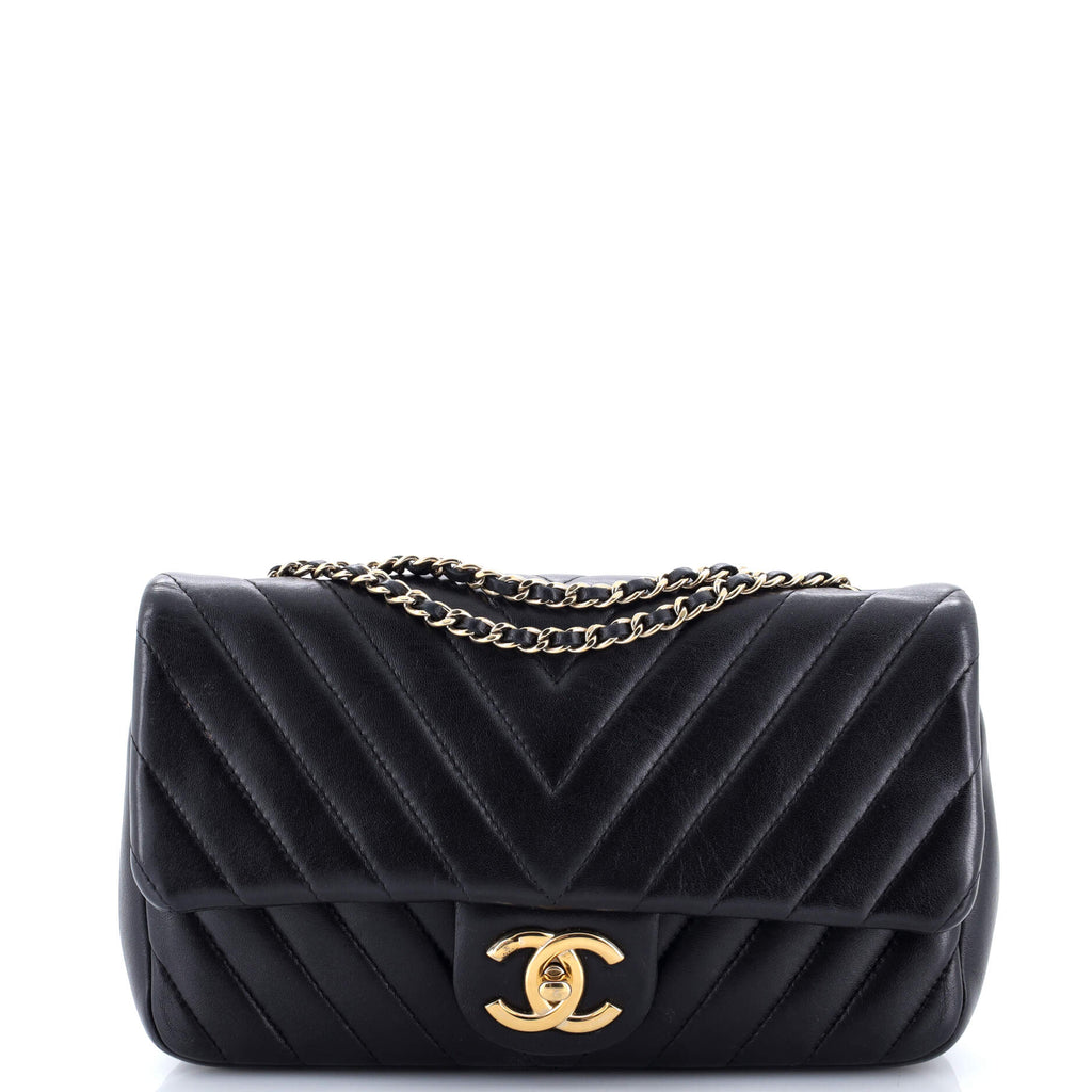 Classic Single Flap Bag Chevron Lambskin Medium