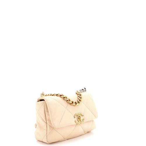 19 Flap Bag Quilted Leather Medium