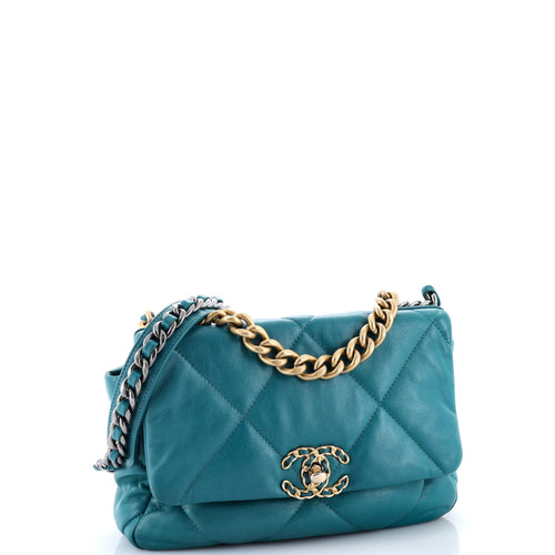 19 Flap Bag Quilted Leather Medium