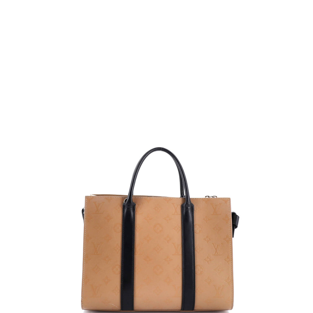 Very Tote Monogram Leather MM