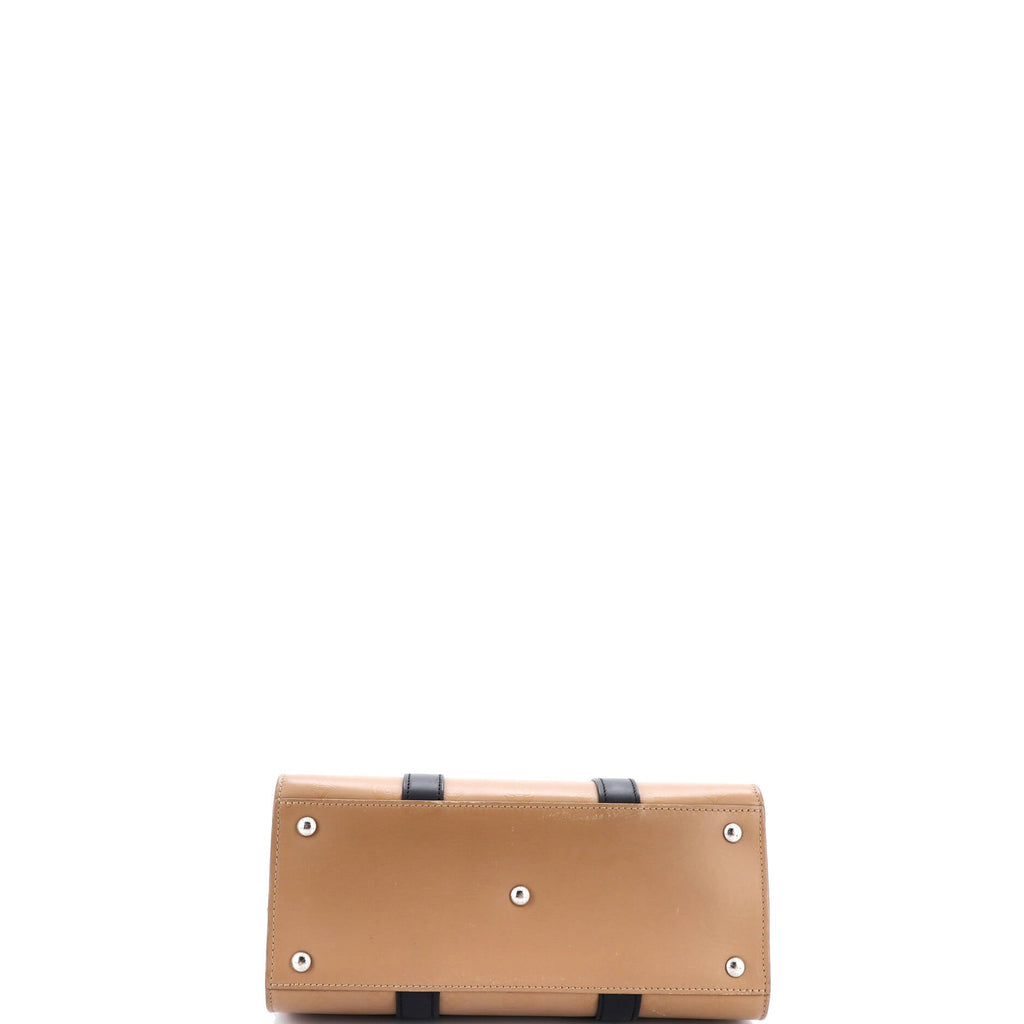 Very Tote Monogram Leather MM