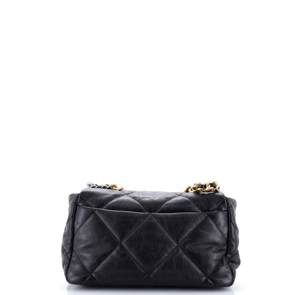 19 Flap Bag Quilted Leather Medium