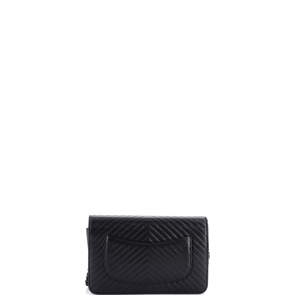 So Black Wallet on Chain Chevron Lambskin