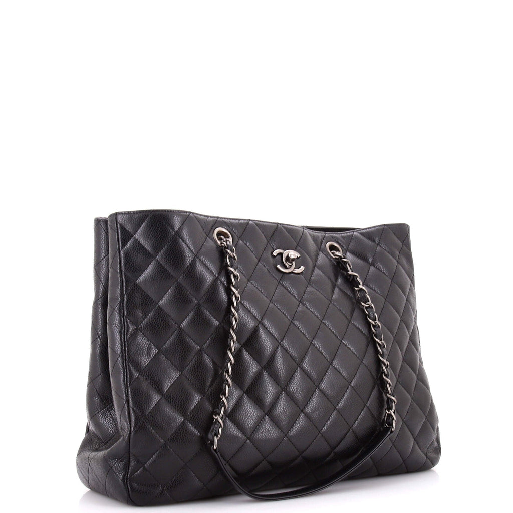 Classic CC Shopping Tote Quilted Caviar Large
