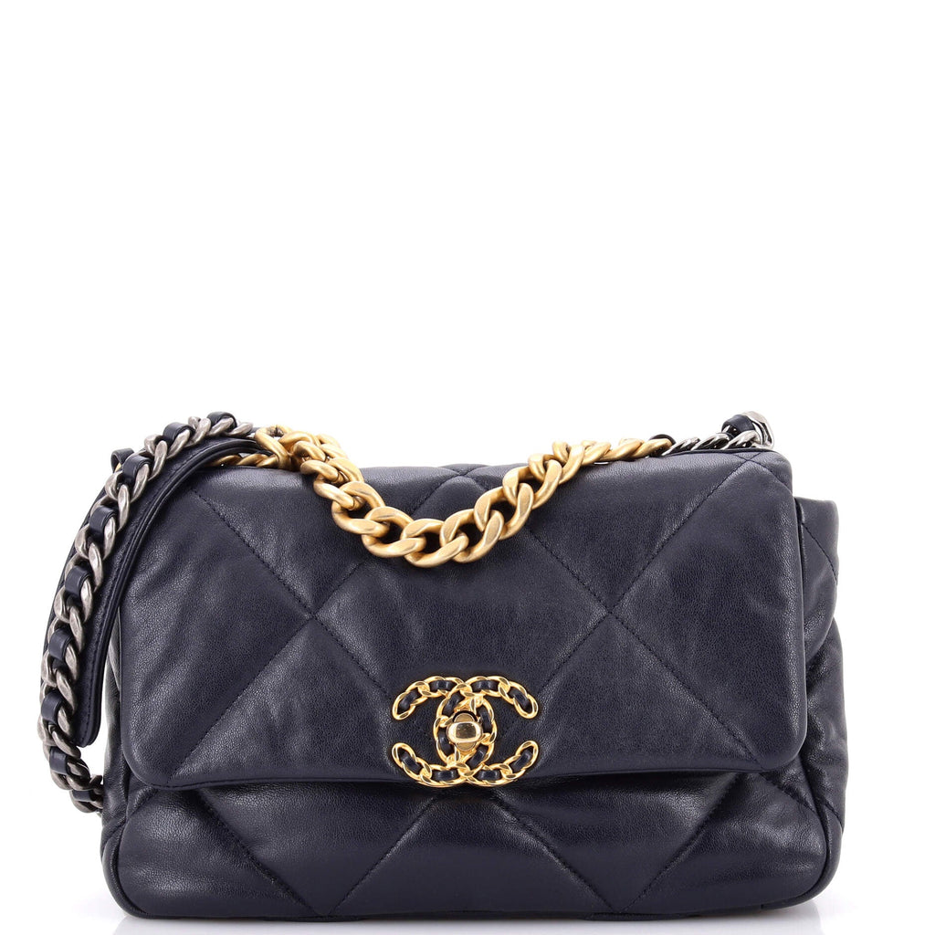 19 Flap Bag Quilted Leather Medium