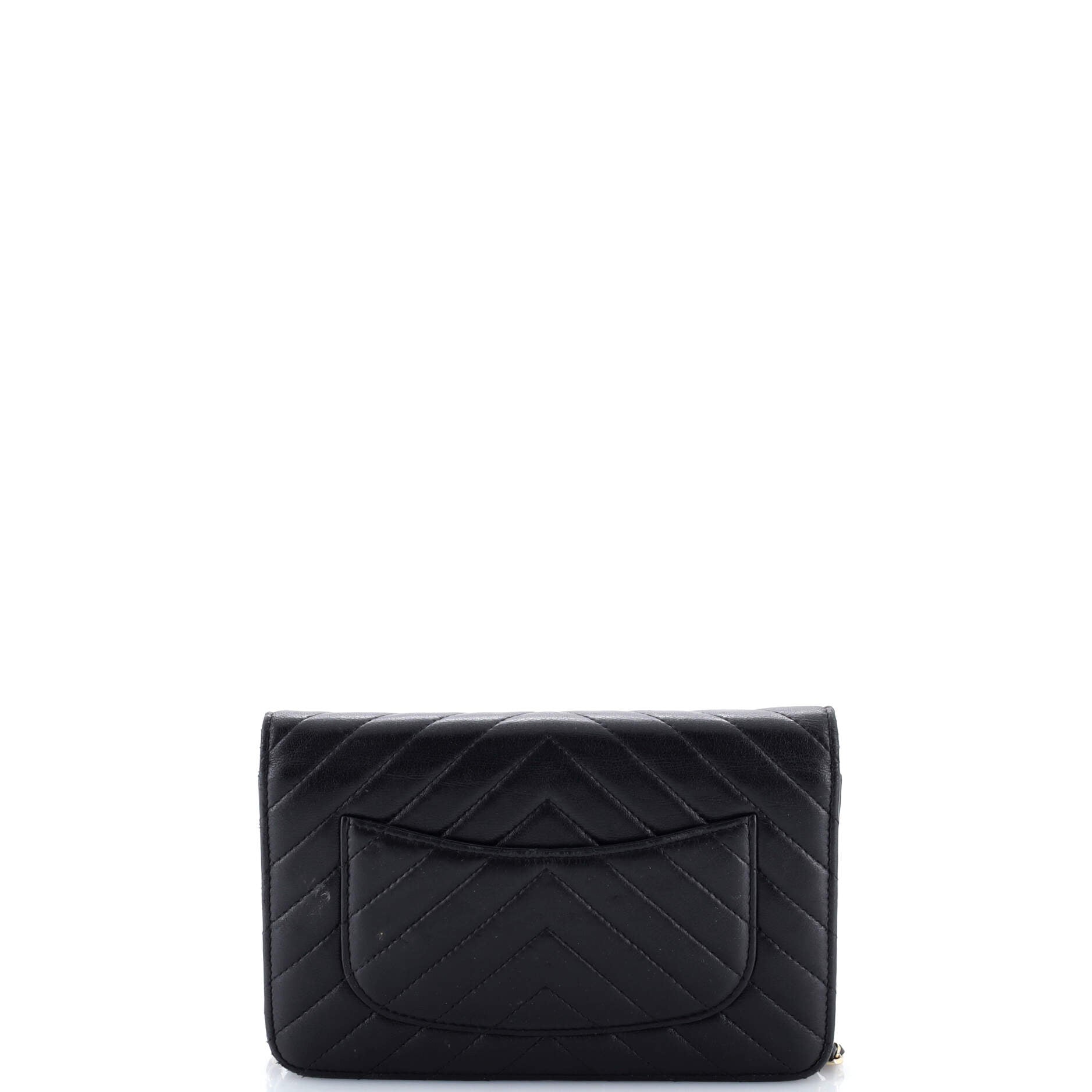 Wallet on Chain Chevron Lambskin